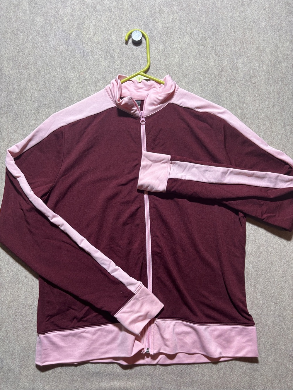 Full Zip Up Sweatshirt Pink Burgundy Cheetah Sweater Jacket Polyester SizeL (18)
